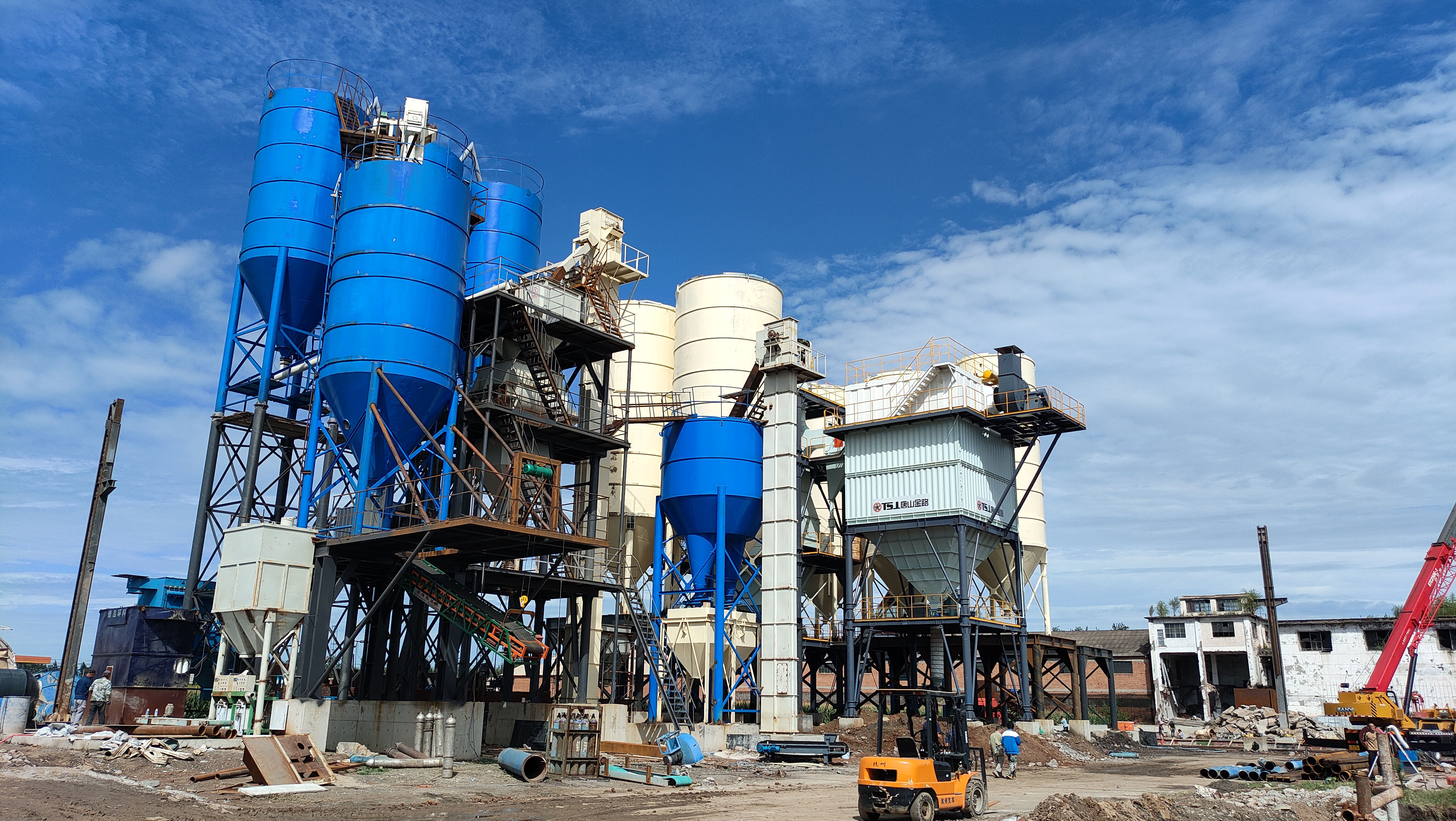 唐山金路制砂樓：智能引領(lǐng)，生產(chǎn)無憂